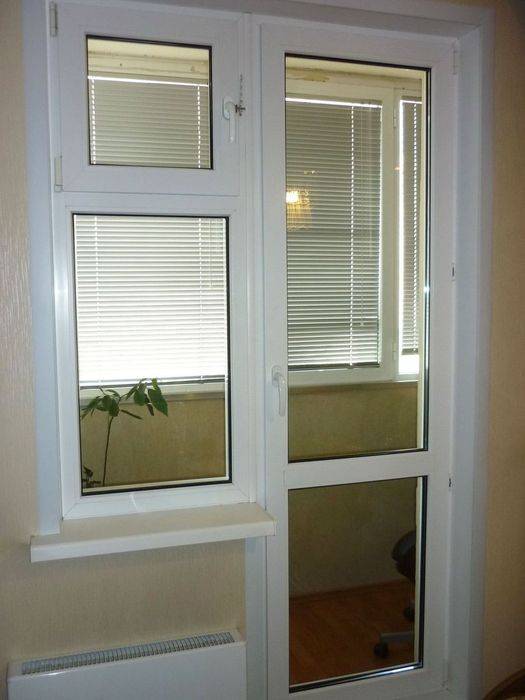 Замена стеклопакета в балконной двери