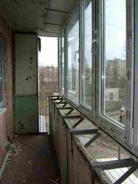 Ремонт балкона в хрущевке или панельном доме