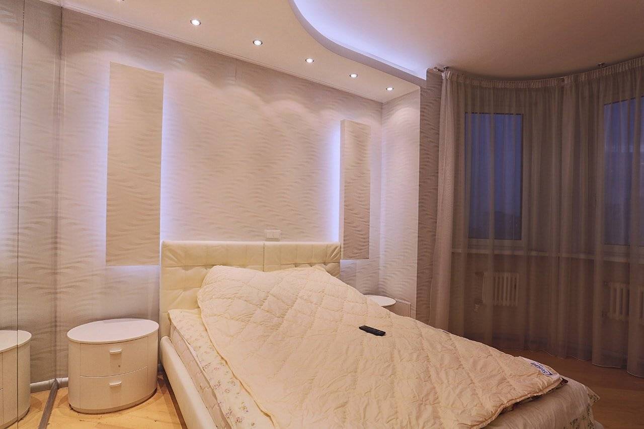 Потолок из гипсокартона в спальне: доступность и красота