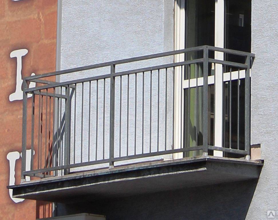 Балконные ограждения (из металла, дерева, пластика, стекла)