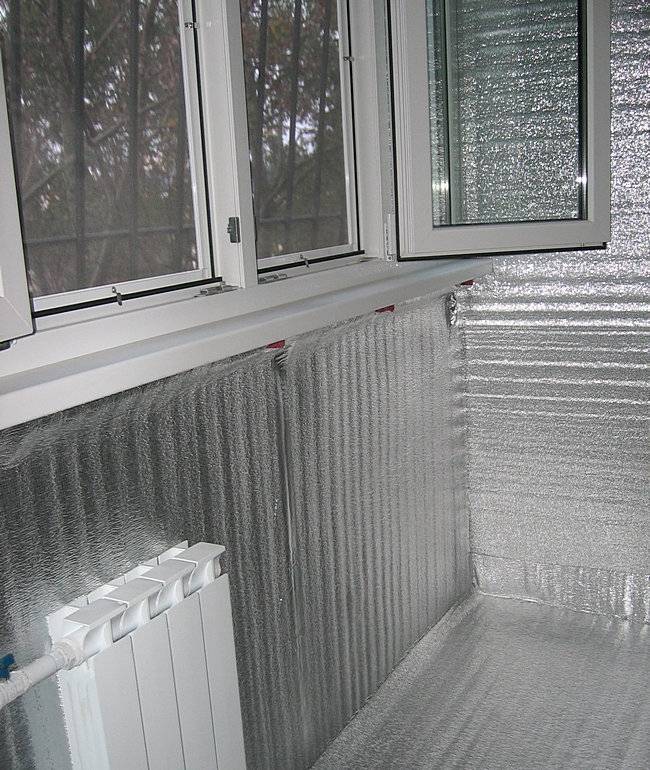Чего стоит опасаться при утеплении балкона в зимнее время: распространенные ошибки