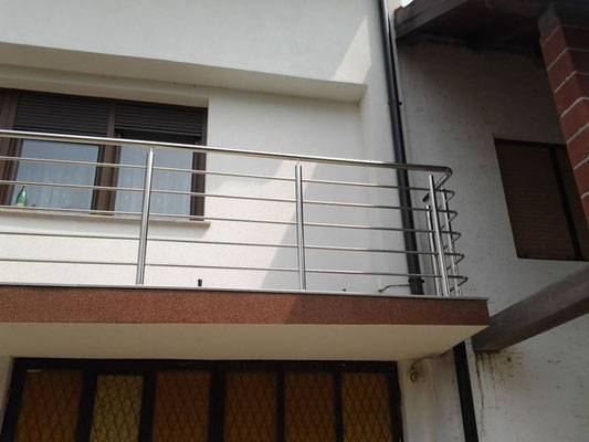 Высота ограждения балкона — важный фактор безопасности