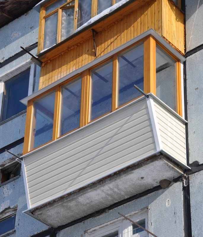 Способы остекления балконов и лоджий, фото примеры остекления балкона пластиком, деревом, алюминиевым профилем, помощь в выборе технологии остекления