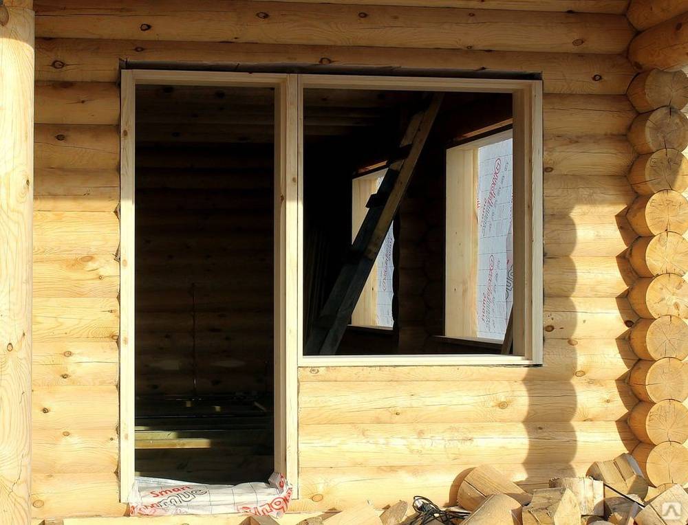Как происходит установка пластиковых окон в деревянном доме?