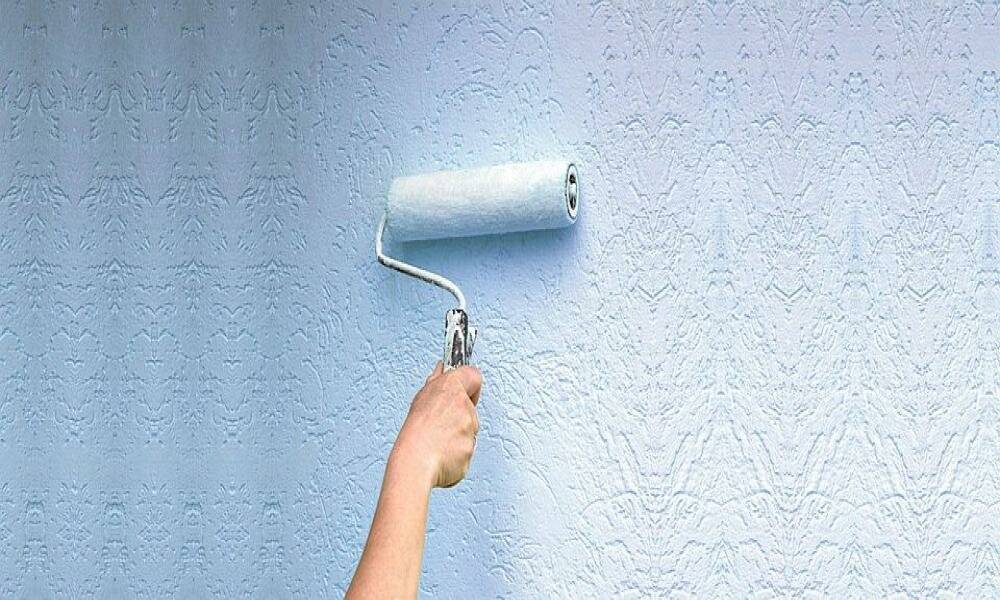 Обои или покраска стен: что лучше и почему?