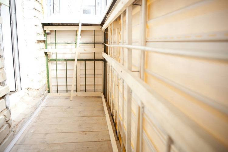 Обрешетка балкона или лоджии под пластиковые панели, под вагонку и др. материалы