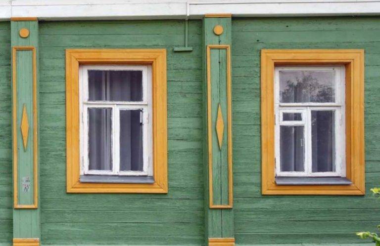 Какой краской лучше красить деревянные окна
