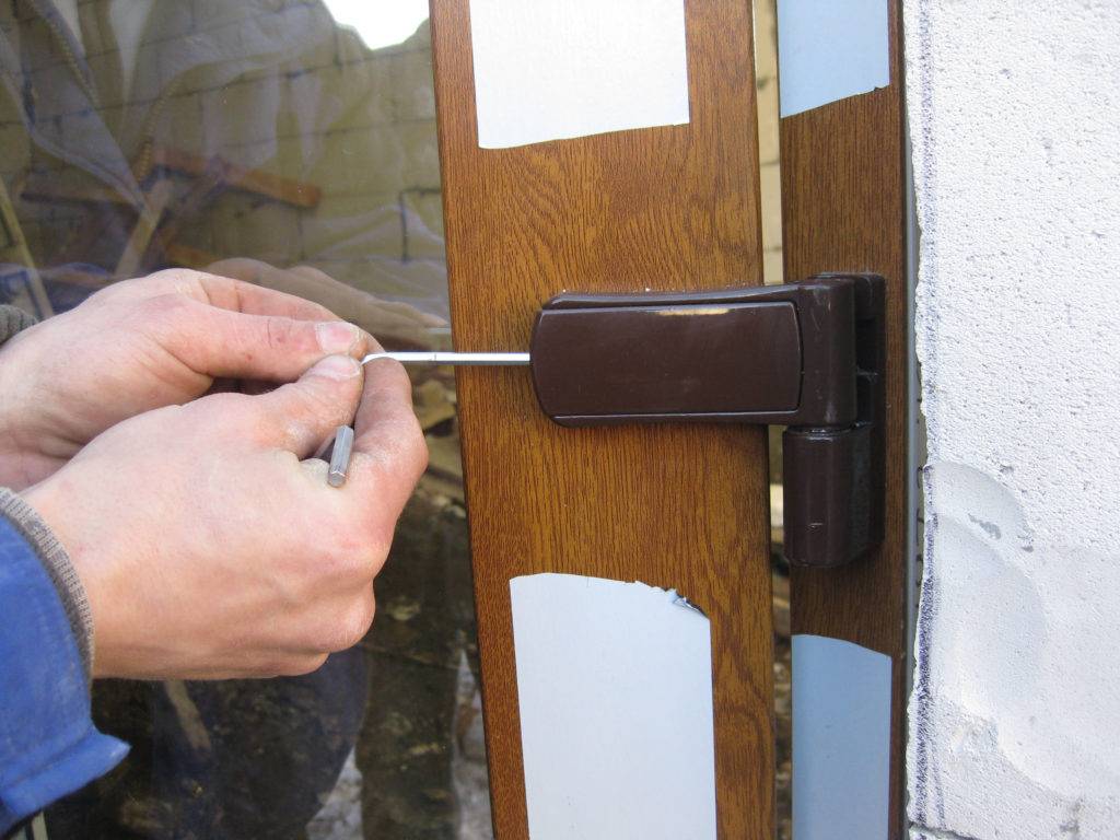 Как снять пластиковую дверь - стройка и ремонт