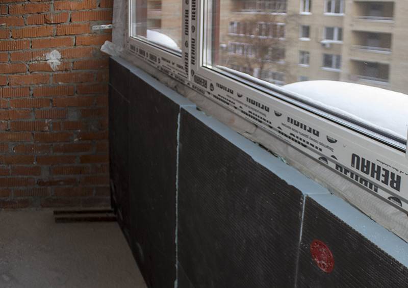 Утепление балкона пенопластом изнутри и снаружи: технологии пошагово