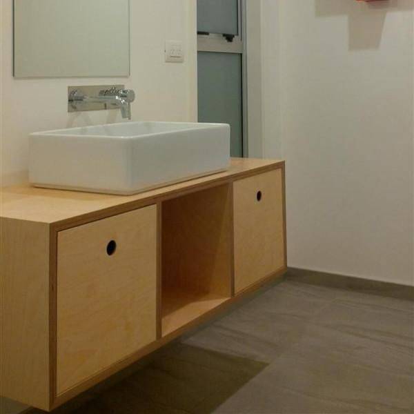 Мебель в ванную комнату: из какого материала выбрать? лучшие варианты