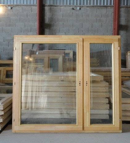 Секреты выбора деревянного окна со стеклопакетом