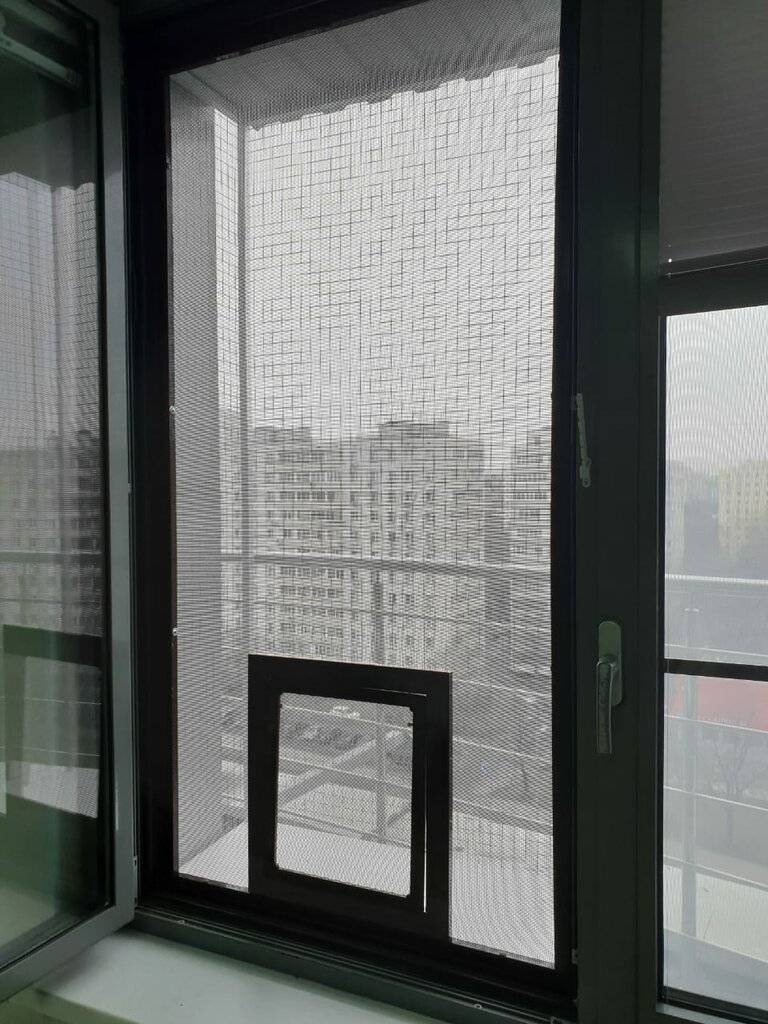 Москитные сетки на раздвижные окна балкона: 5 видов конструкций | дневники ремонта obustroeno.club