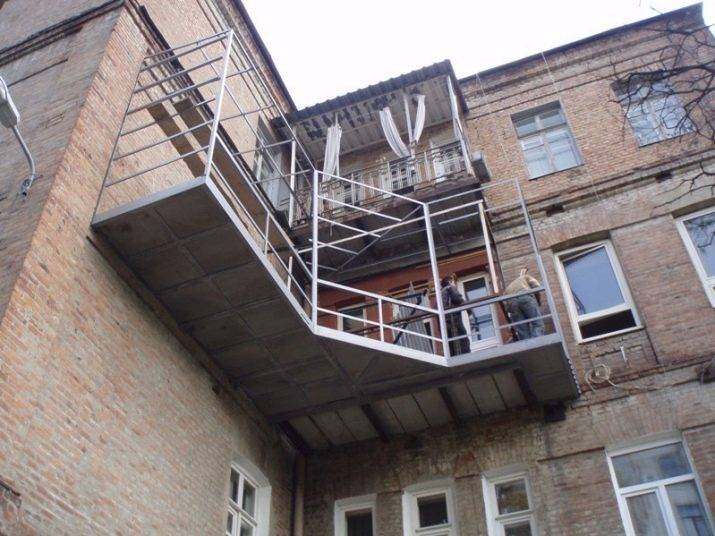 Расширение балкона без разрешения