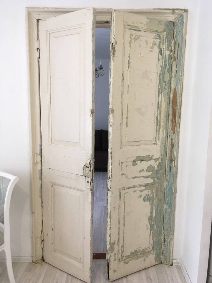Как обновить старую дверь своими руками, как отреставрировать межкомнатную дверь, видео