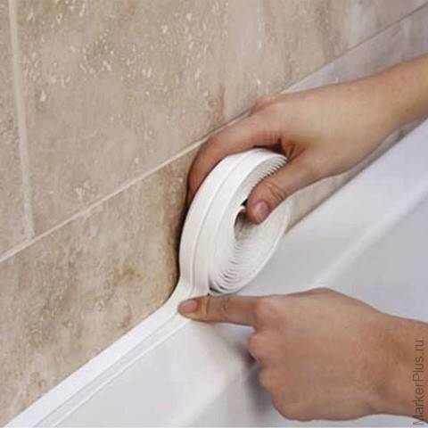 Чем замазать стык между стеной и ванной, чтобы вода не заливалась за бортик