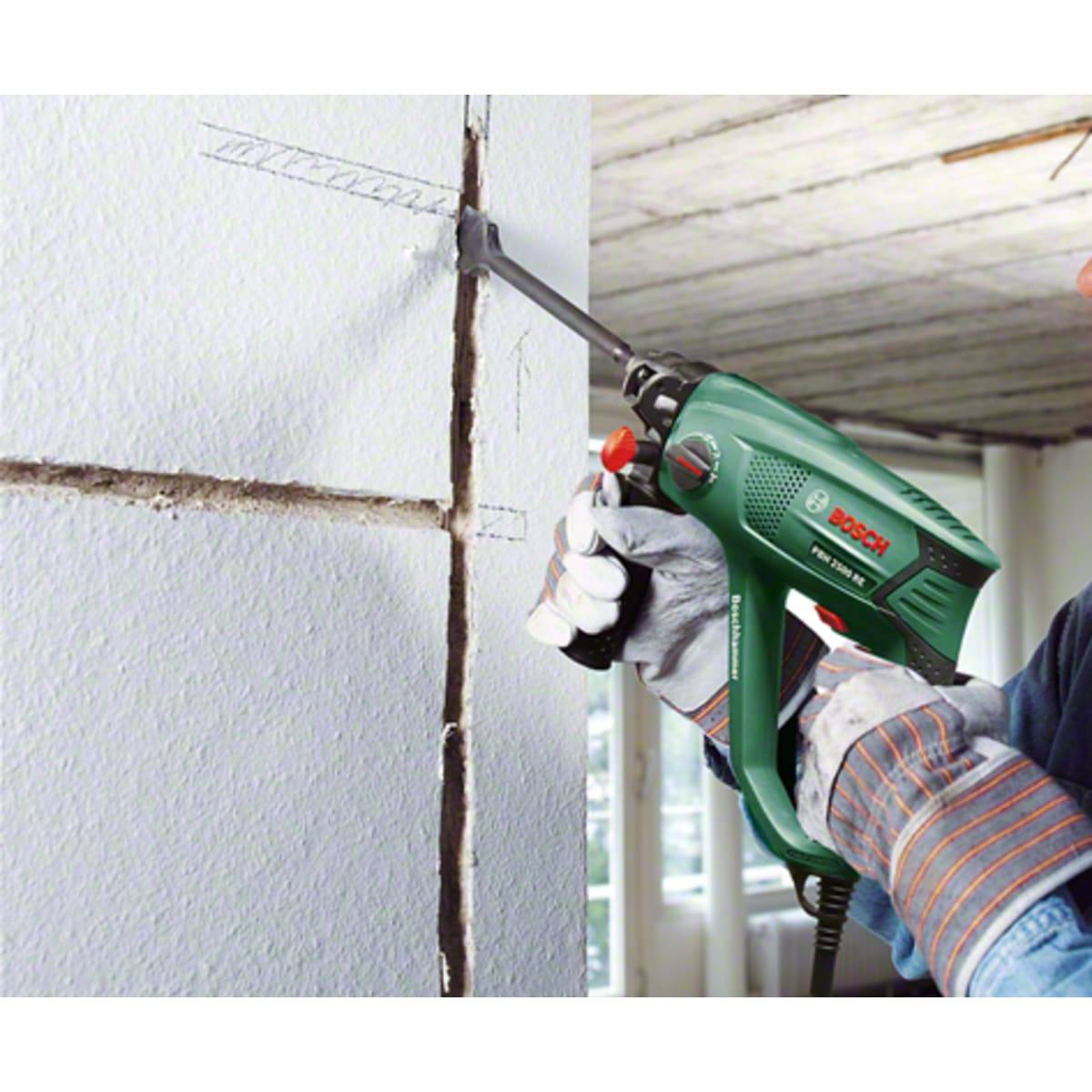 Как штробить бетонную стену под проводку + видео