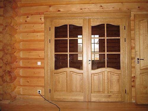 Деревянные двери: виды входных, балконных и межкомнатных дверей. важные моменты при выборе древесины (103 фото)