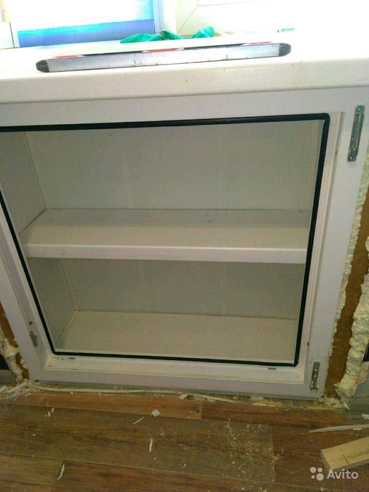 Хрущевский холодильник: 7 способов задействовать нишу под окном в типовой квартире