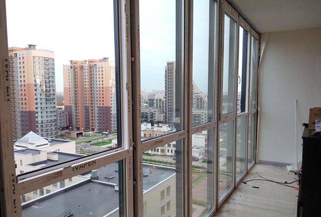 Как утеплить раздвижные алюминиевые окна на балконе