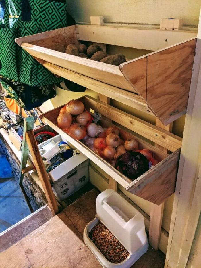 Создаем условия для хранения овощей и фруктов на балконе зимой!