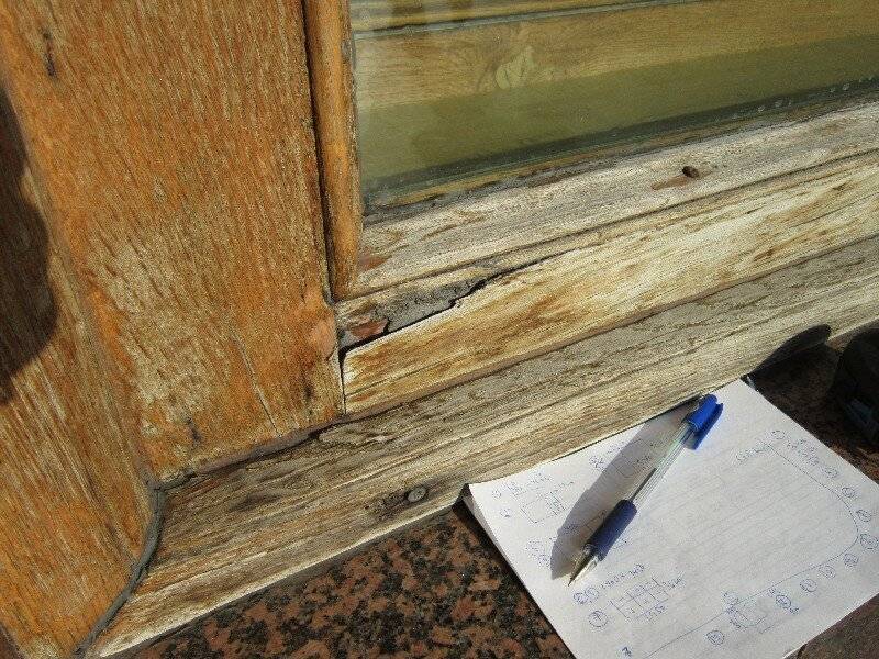 Щадящий демонтаж старого окна без повреждения
