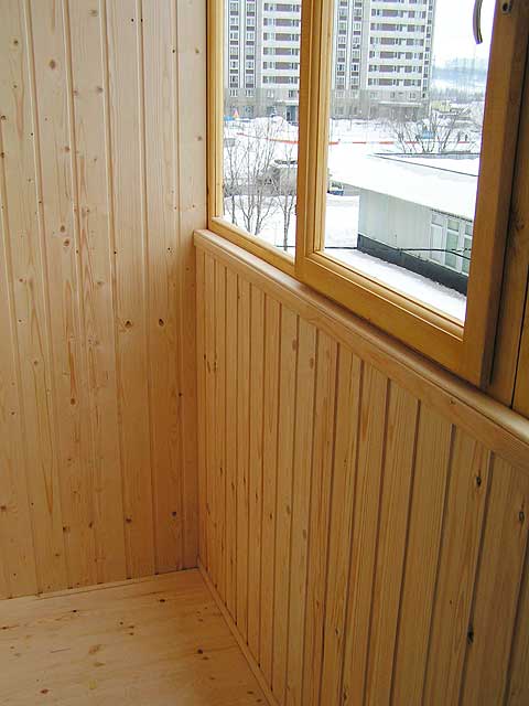 Лучшая вагонка для балкона: выбор сорта и качества древесины