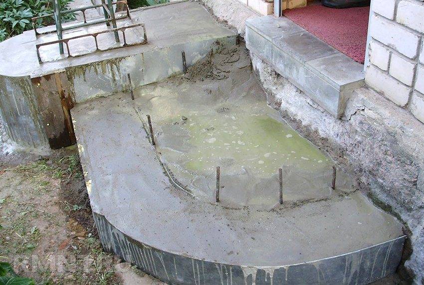 Как залить полукруглое крыльцо из бетона: советы и пошаговая инструкция