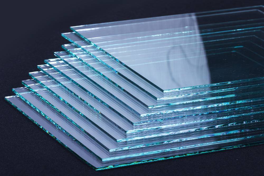 Флоат стекло: его свойства и использование в стеклопакетах