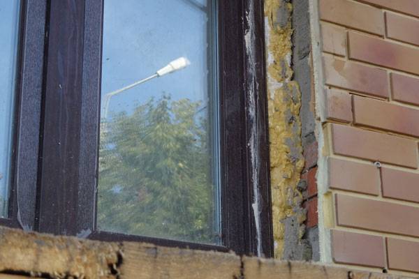Теплые откосы на пластиковые окна своими руками: внутри и снаружи