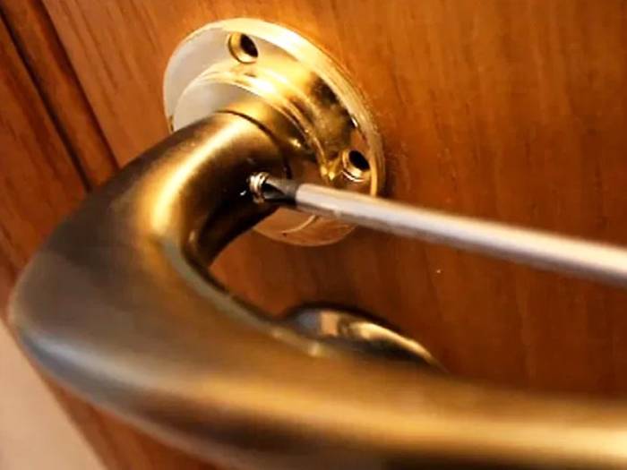 Как снять ручку с двери межкомнатные - всё о межкомнатных и входных дверях