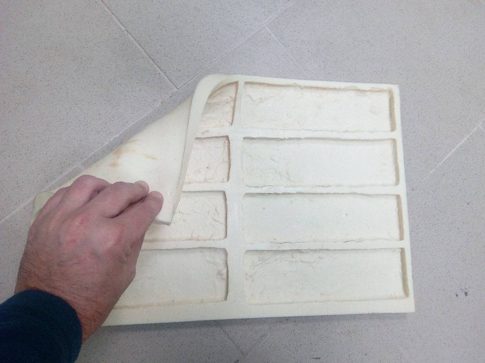 Пошаговая инструкция по изготовлению гипсовой плитки в домашних условиях
