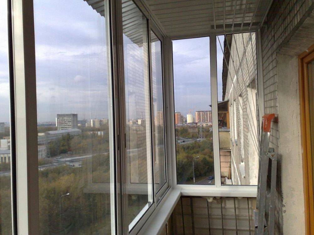 Как утеплить раздвижные алюминиевые окна на балконе