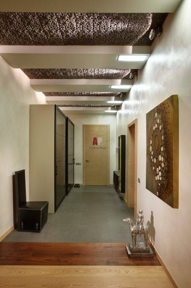 Какой сделать потолок в коридоре - виды, стили и ошибки оформления ????