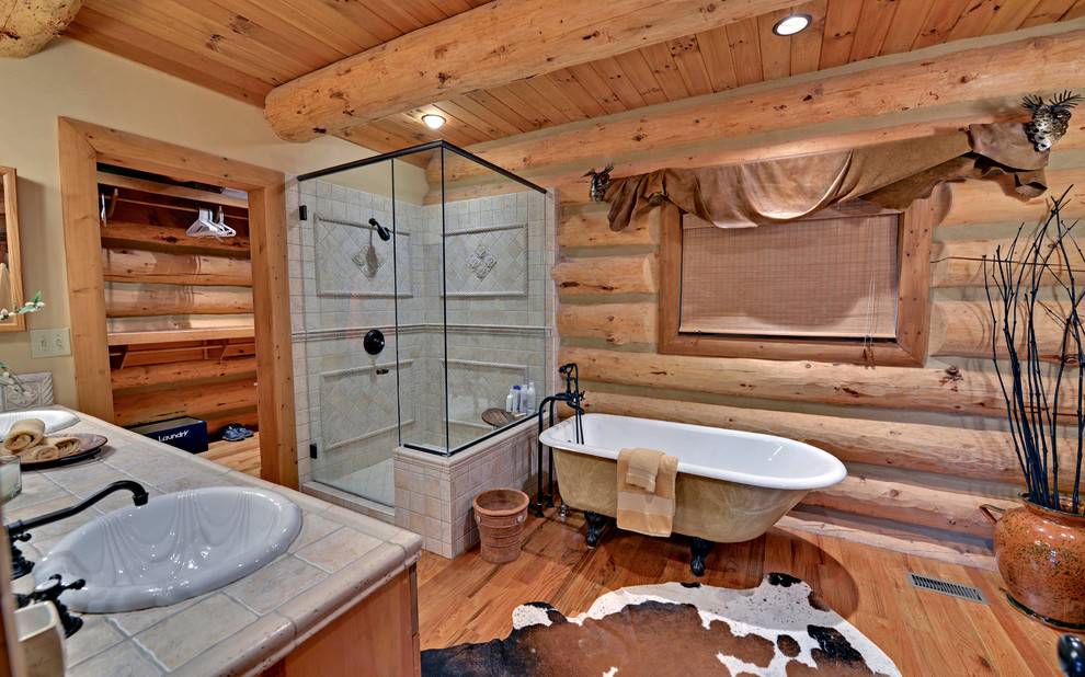 Отделка ванной в деревянном частном доме, даче, коттедже