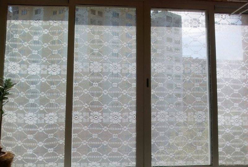 Рулонные шторы или жалюзи на пластиковые окна что лучше