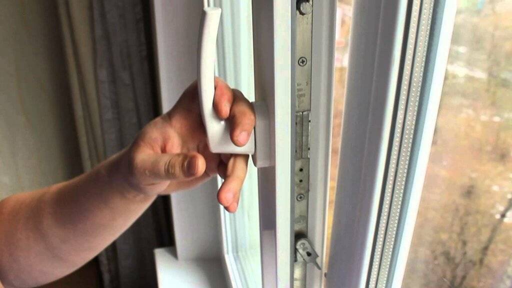 Самостоятельная регулировка балконной двери и устранение скрипов