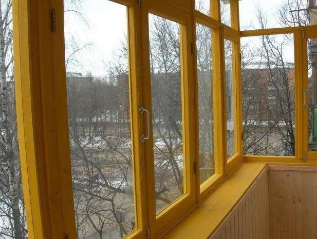 Делаем панорамный балкон, учитывая особенности, преимущества и неостатки такого остекления