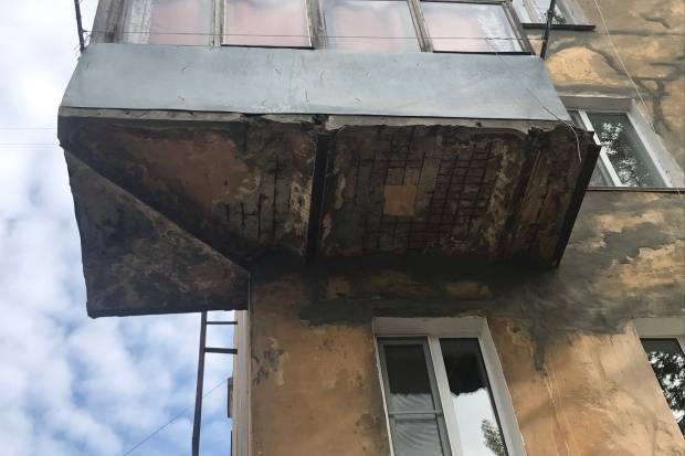 Капитальный ремонт балконов, балконной плиты, кто должен ремонтировать