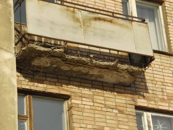 Кто отвечает за капитальный ремонт балкона и что входит в обязанности владельца квартиры