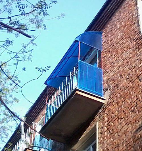 Балкон из поликарбоната: своими руками, остекление, отделка, обшивка