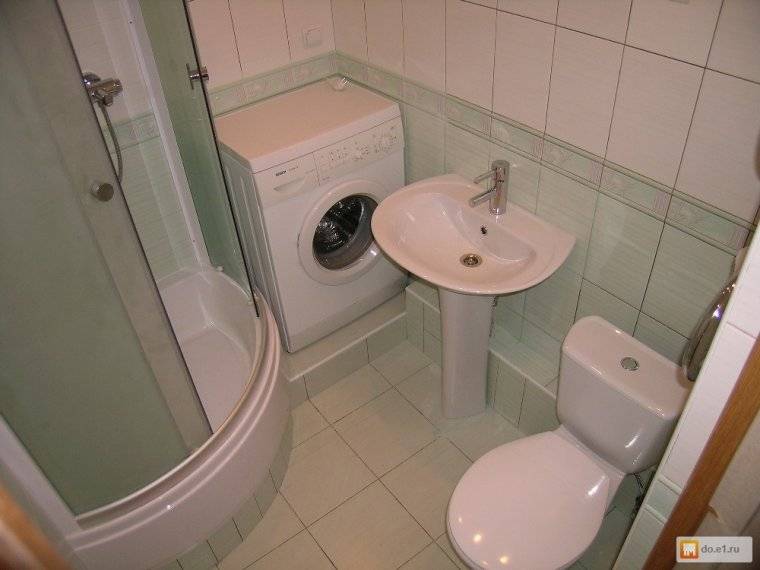 Ремонт ванной комнаты в хрущевке (39 фото), сталинке: варианты отделки, переделка, перепланировка. видео-урок