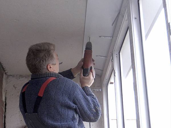 Установка отливов — установка отливов на пластиковые окна и на балкон, как провести монтаж отлива на окна и лоджию.