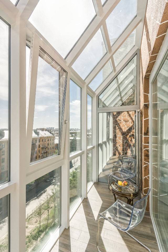 Матовое стекло на балконе