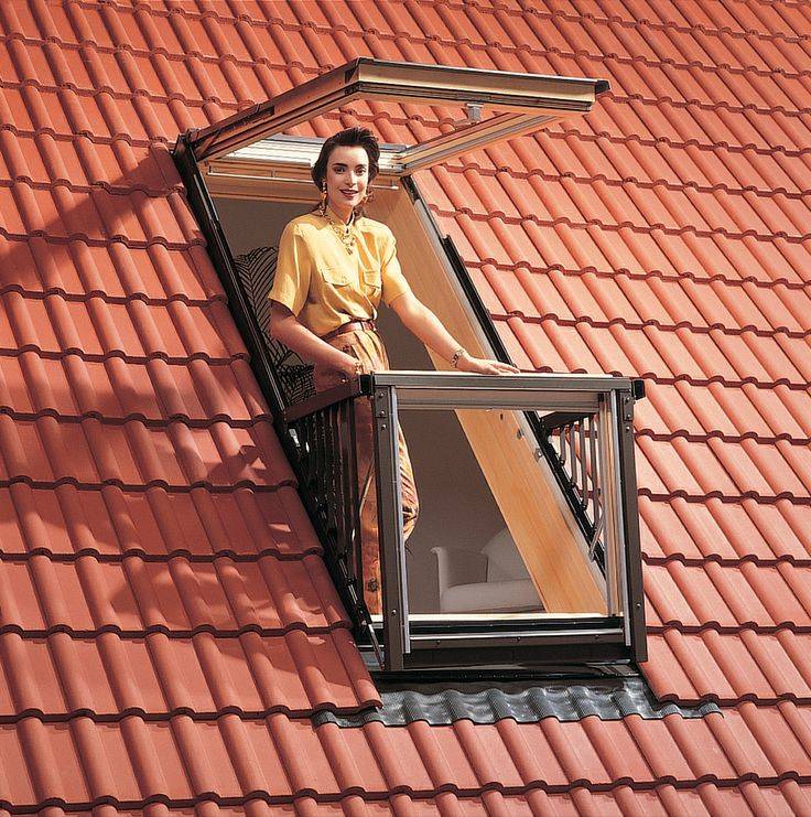 Окна на фронтоне крыши: как сделать короб и обшить раму окна