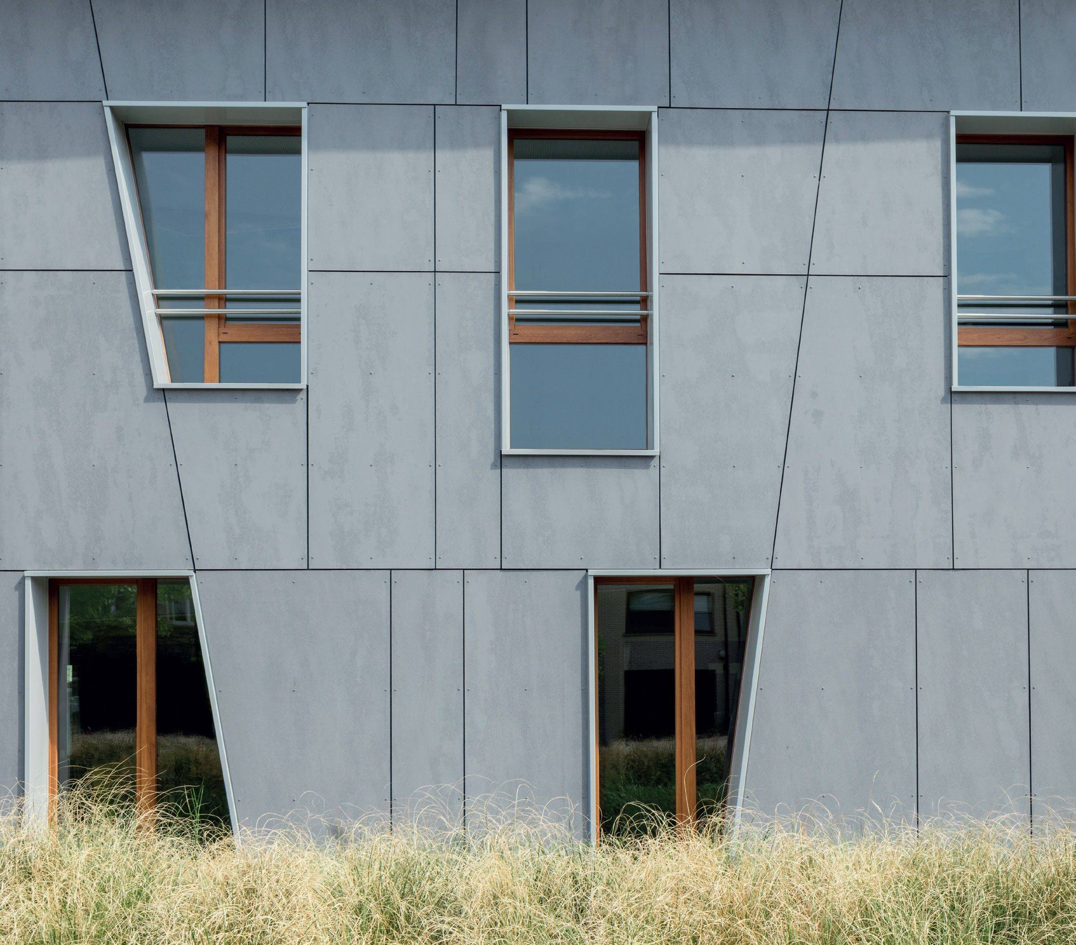 Товарный бетон – преимущества, виды, состав и использование