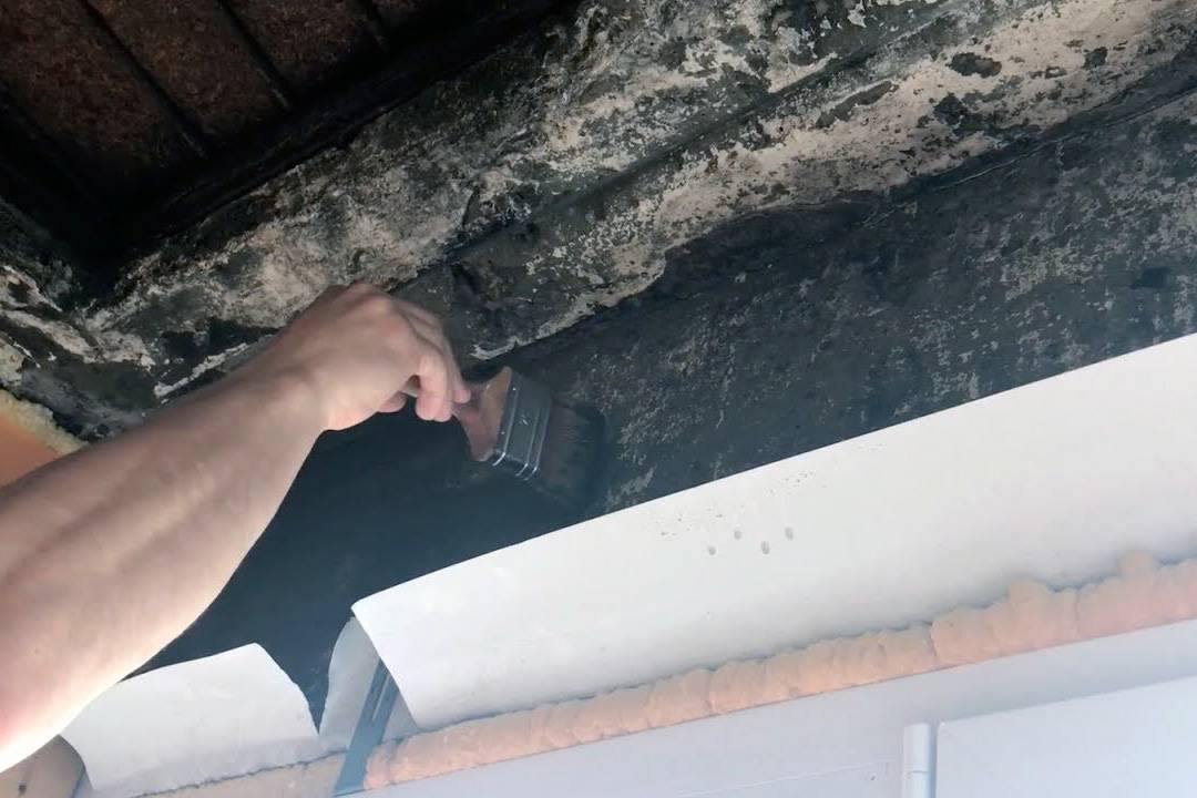 Как утеплить потолок на балконе, лоджии своими руками: инструкция с фото и видео руководством