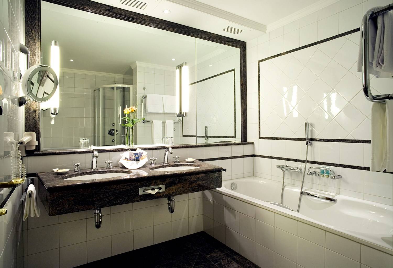 Зеркало для ванной комнаты: 27 фото в интерьере как выбрать зеркало