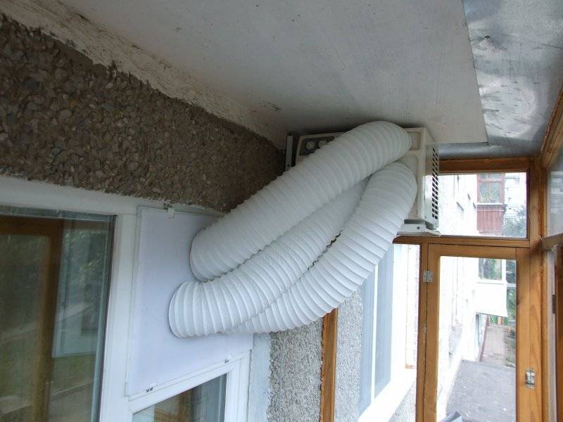 Вентиляция на балконе и лоджии: делаем вытяжку