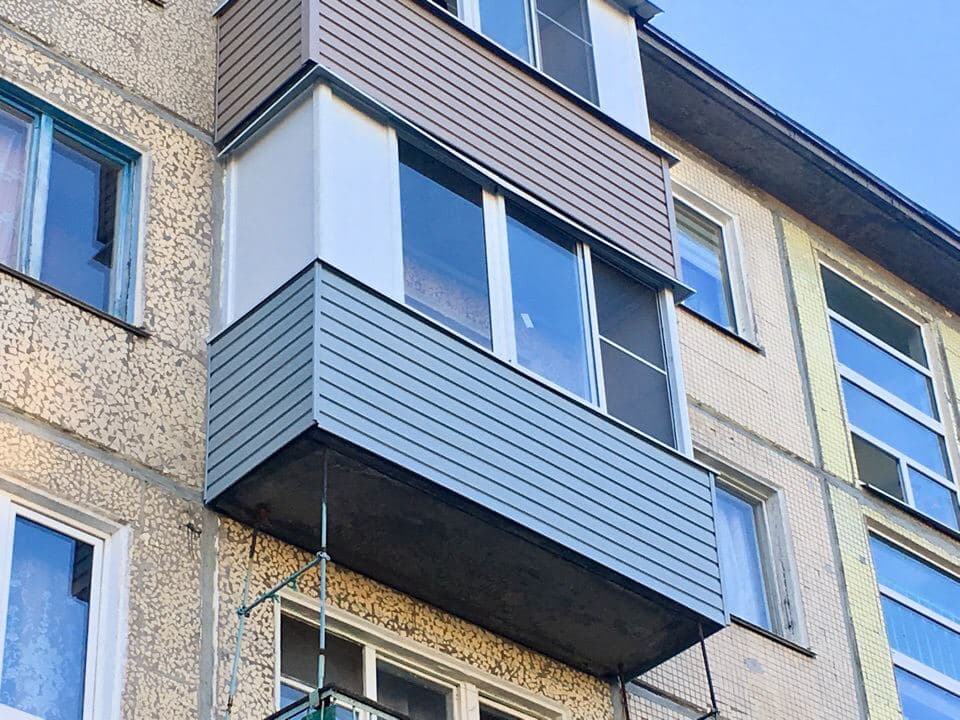 Что выбрать, теплое или холодное остекление балкона