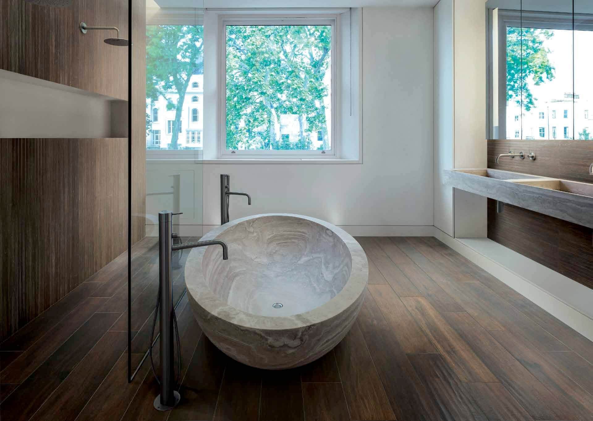 Как подобрать водостойкий ламинат для ванной комнаты, его плюсы и минусы, отзывы специалистов + фото